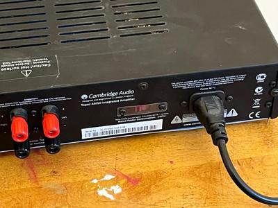 LOT 144D: Cambridge Audio Topaz AM10 Integrated Amplifier