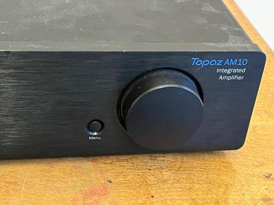 LOT 144D: Cambridge Audio Topaz AM10 Integrated Amplifier