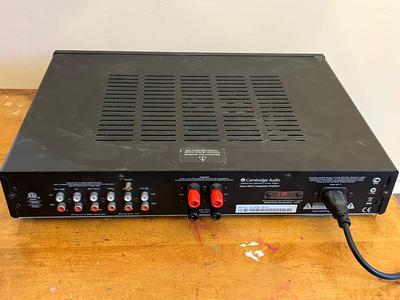 LOT 144D: Cambridge Audio Topaz AM10 Integrated Amplifier
