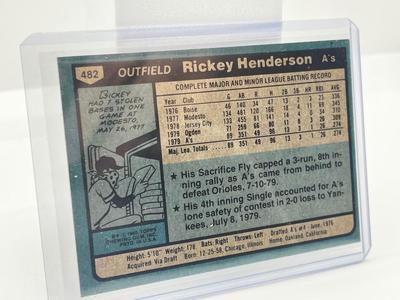 LOT 181J: Rickey Henderson Rookie Card - Topps 1980