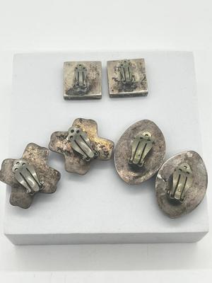 LOT 190J: Sterling Silver Clip On Earrings - 53.9 GTW Two pair marked Taxo Mexico