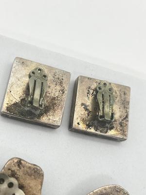 LOT 190J: Sterling Silver Clip On Earrings - 53.9 GTW Two pair marked Taxo Mexico