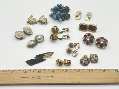 LOT 196J: Collection of Unique Vintage Clip On Earrings