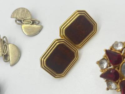 LOT 196J: Collection of Unique Vintage Clip On Earrings