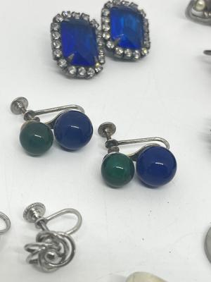 LOT 222J: Collection of Vintage Screwback and Clip On Earrings
