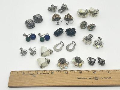 LOT 222J: Collection of Vintage Screwback and Clip On Earrings
