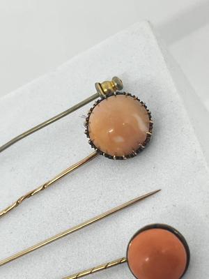 LOT 229J: Vintage Hat / Stick Pins