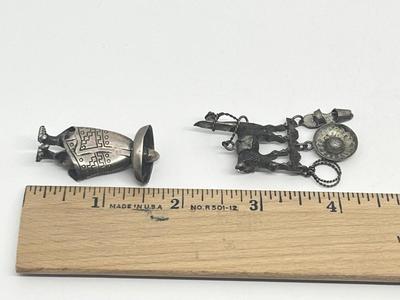 LOT 230J: Mexico Themed Silver Pins / Brooches - 18.6 gtw