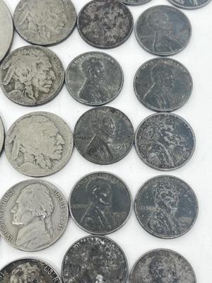 LOT 233J: Vintage / Antique US Coins - Large Cent Pennies, Buffalo Nickels, 1943 Steel Wheat Pennies and More