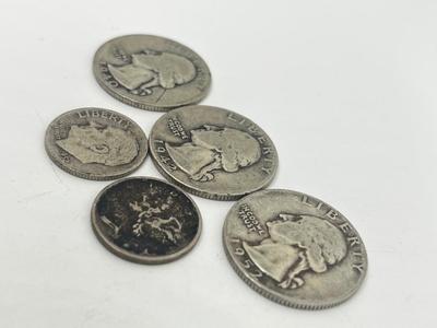 LOT 235J: Vintage 90% Silver US Coins - 1940, 1942-D, 1952 Quarters, 1943 Mercury Dime, 1952 Roosevelt Dime