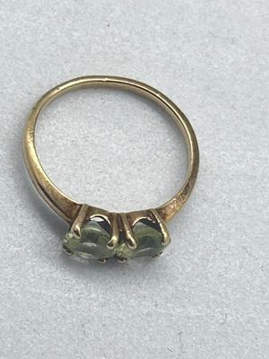 LOT 240J: Vintage 14K Gold Uranium Glass Size 6 Ring - 2.3 gtw