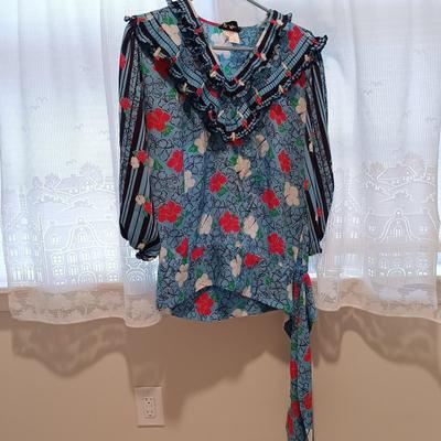 LOT 243X: Diane Freis Vintage Blouses and Skirts