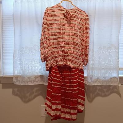 LOT 243X: Diane Freis Vintage Blouses and Skirts