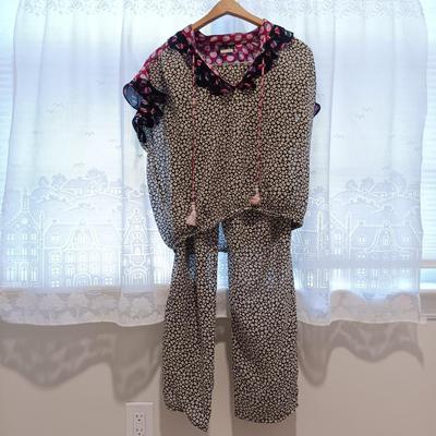 LOT 244X: Diane Freis Vintage Dresses and Blouse Sets