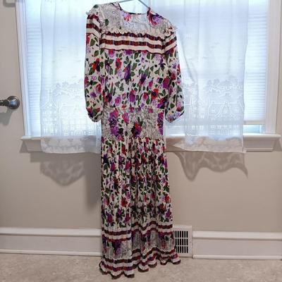 LOT 244X: Diane Freis Vintage Dresses and Blouse Sets