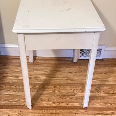 LOT 301X: Vintage Enamel Top Desk /Table