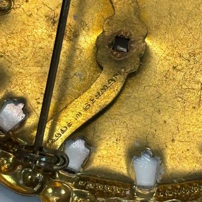 LOT 341: Vintage Celluloid Filigree Heart Ring Box, Black Glass Cameo Chain Belt, Fifth Avenue Gold Tone Compact w/Mirror, Rhinestone...