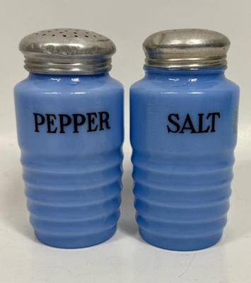 Vintage Jeanette Ribbed Delphite Glass Salt & Pepper Set