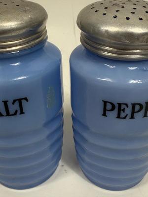 Vintage Jeanette Ribbed Delphite Glass Salt & Pepper Set