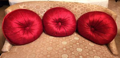 Lot #162 Fabulous piece of Hollywood Regency Furniture - Bedroom Lounger