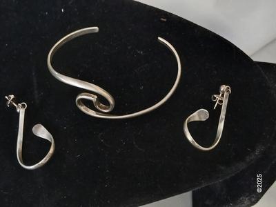 Sterling silver Spanish wave cuff with earrings