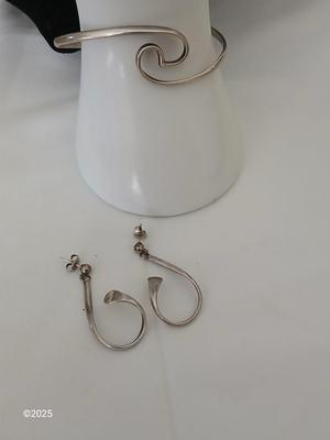 Sterling silver Spanish wave cuff with earrings