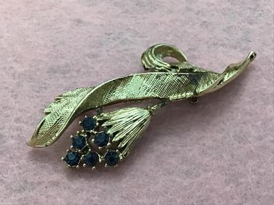 Vintage Blue Rhinestone Brooch