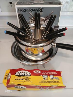 Farberware fondu set with sterno canned heat cooking fuel