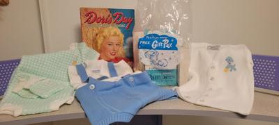 Bab clothes, Doris Day coloring book