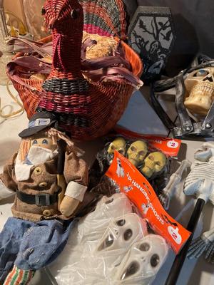 Halloween & Fall decor