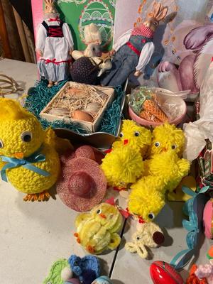 Groovy Easter decor