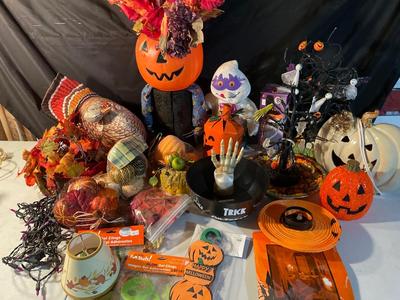 Halloween & Fall decor