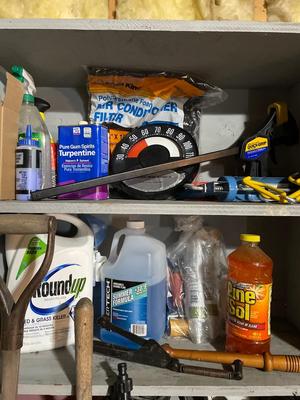 Shelf & contents incl. shovels