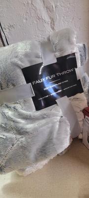 Throw, bicycle clock