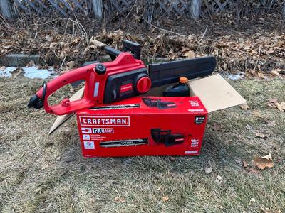 CRAFTSMAN 16 INCH 12-AMP ELECTRIC CHAINSAW WITH BAR AND CHAIN LUBRICATING OIL