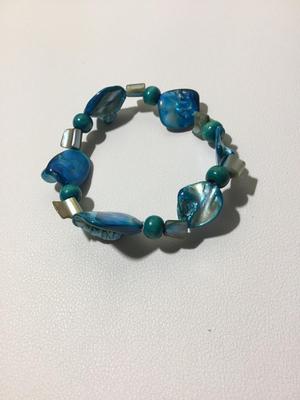 Blue abalone type stretchy bracelet