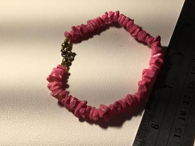 Pink quartz fashion bracelet