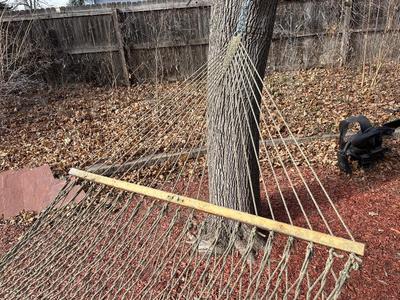 THE ORIGINAL PAWLEYS ISLAND HAND CRAFTED ROPE HAMMOCK