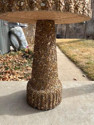 BEAUTIFUL 2 PIECE CONCRETE AND STONE BIRD BATH