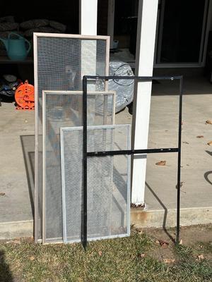 3 METAL WINDOW SCREENS, METAL LOCKING LID CAN, METAL BUCKET WITH “O” RING HANDLES AND REAL ESTATE SIGN HOLDER