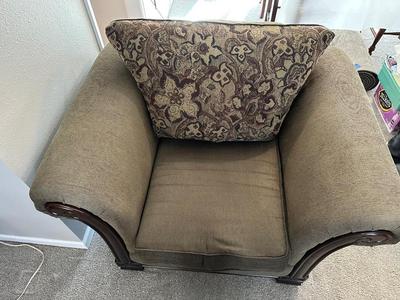 COMFORTABLE OLIVE GREEN ARMCHAIR WITH REVERSIBLE CUSHIONS AND OTTOMAN