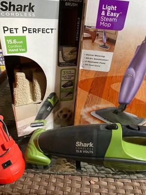 Shark mop, pet vac, vtg ski boot air pump