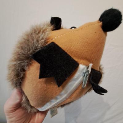 Assorted Stuffed Animals and Puppets (LR-EL)