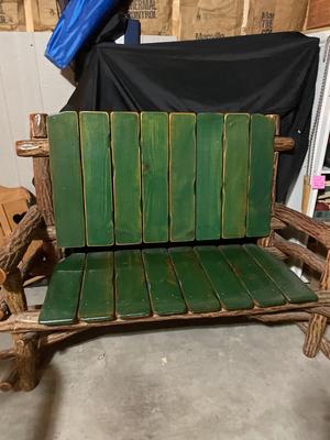 Wood-look bench