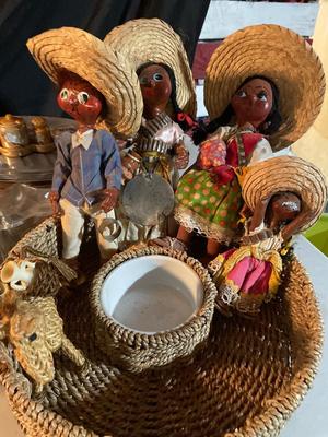 Vintage Coors glasses, Mexican dolls, and assorted fun