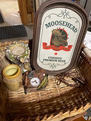 Moosehead lighted sign, plates & misc
