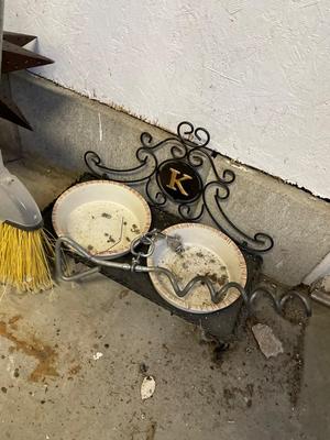 Yard art, wind chimes, etc