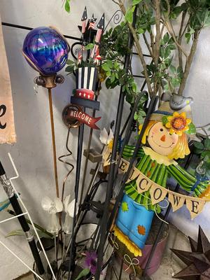 Yard art, wind chimes, etc