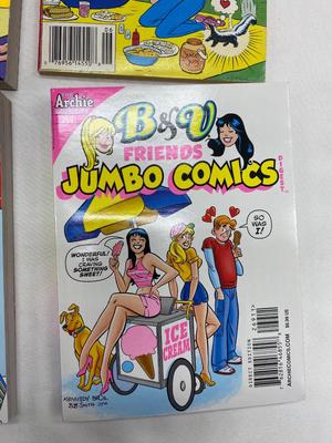 KATY & KEEN, ARCHIE, BETTY AND VERONICA JUMBO COMICS