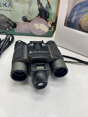 BARSKA B-22 BINOCULAR & DIGITAL CAMERA COMBO